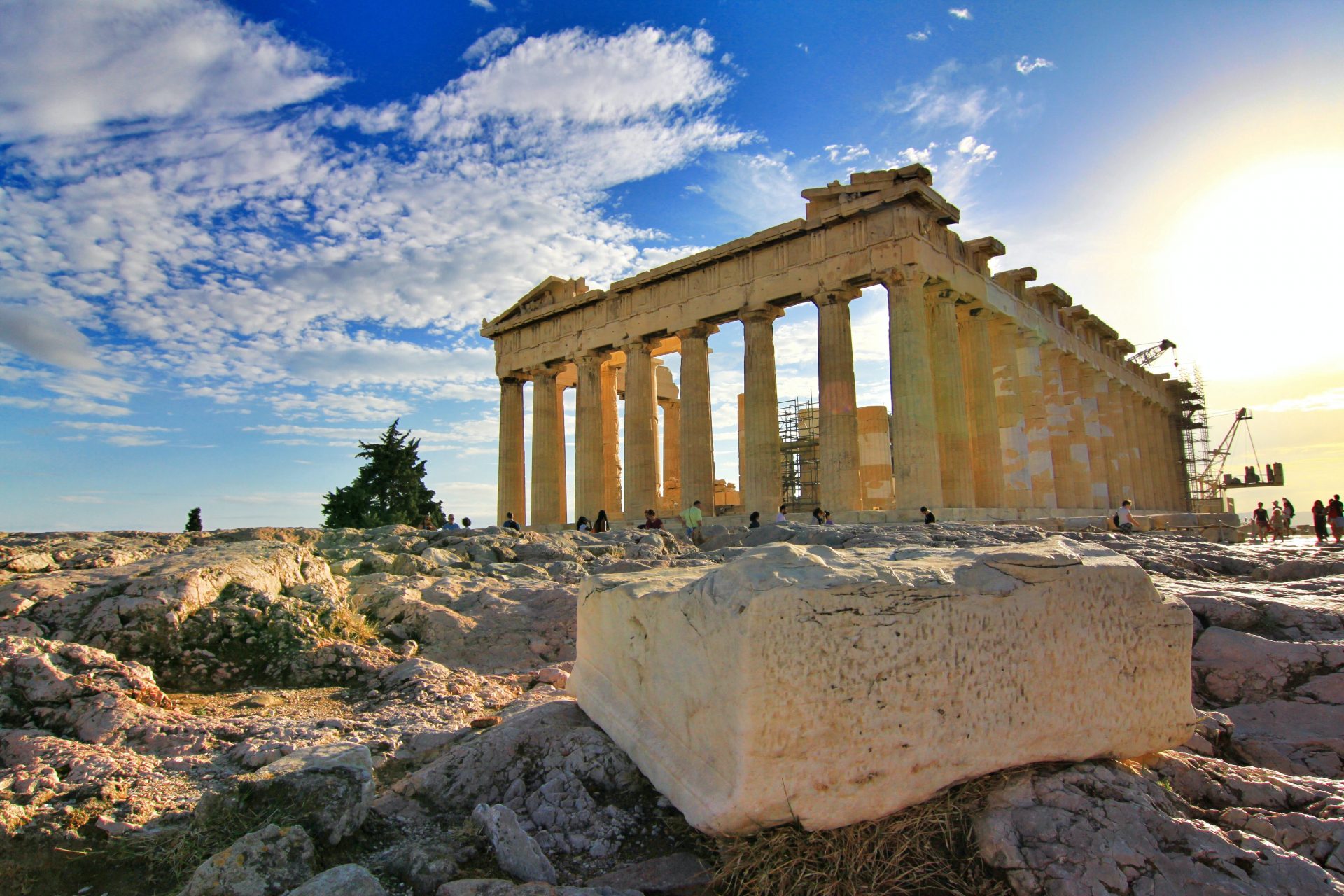 tourist landmarks in greece